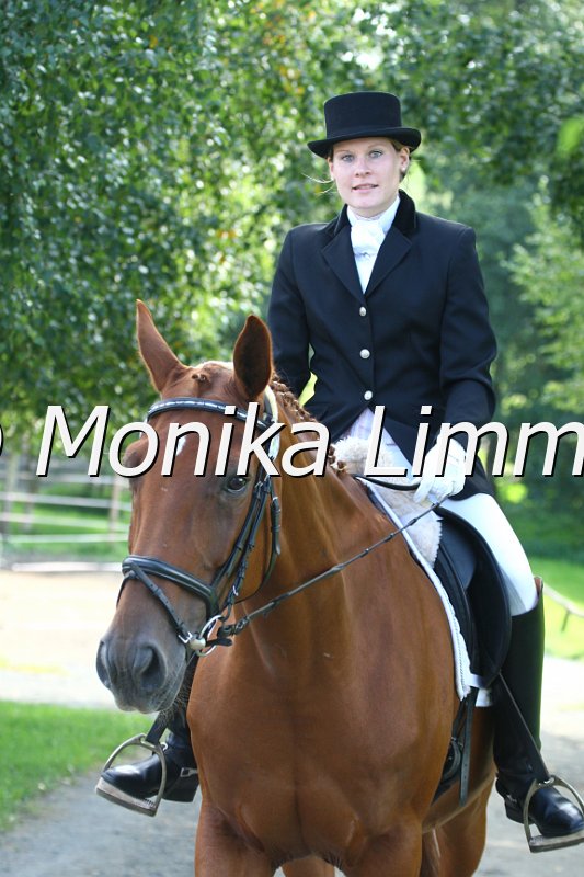 009M0343_La Bella_Dressur A.JPG